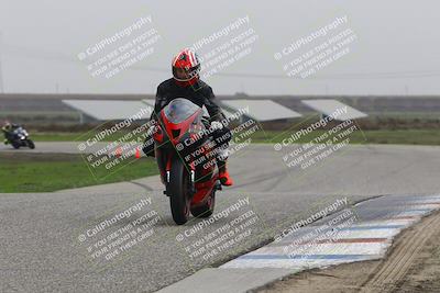 media/Nov-30-2025-TrackDaz (Sun) [[d8b22663df]]/B Group/Session 5 (Wheelie Bump)/